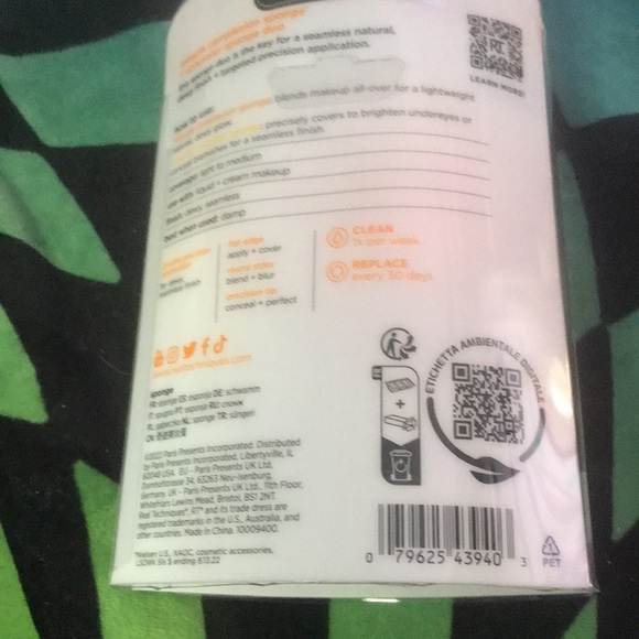 ✨🆕Real Techniques Miracle Complexion & Concealer Sponge Duo Set!💜✨ - Picture 3 of 6